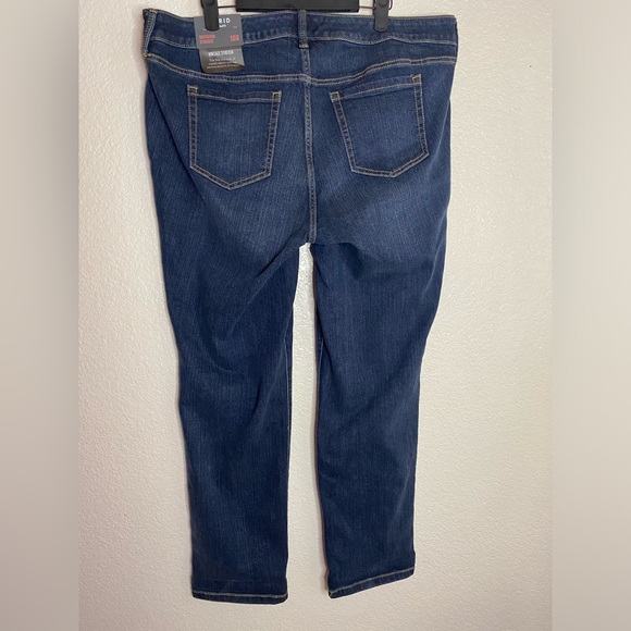 NWT Torrid Boyfriend Straight Vintage Stretch Jeans Size 16 - Picture 3 of 7